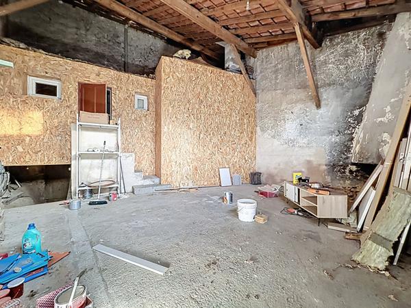 Maison de ville avec garage à vendre à Nérac