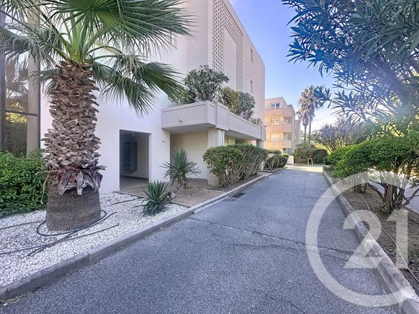 Appartement F3 à vendre  3 pièces - 40,28 m2 MANDELIEU LA NAPOULE - 06