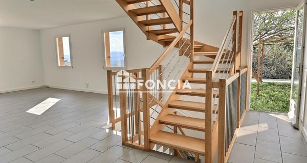 Location Maison 6 pièces 188.46 m² - Limonest 69760