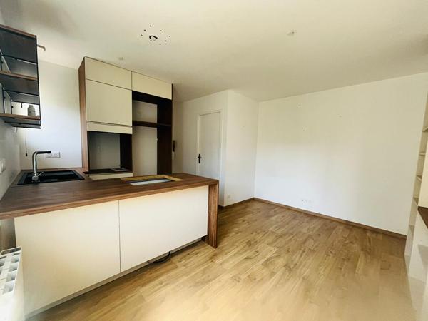 Appartement Noisy Le Sec 2 pièce(s) 29.05 m2