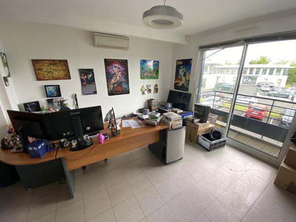 Bureaux 357m² – Beaucouze