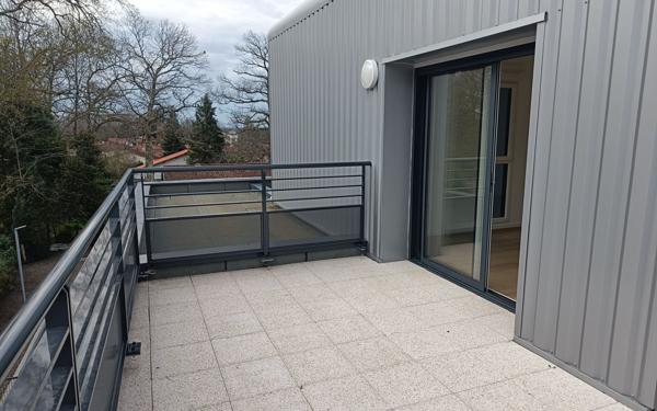 Appartement à louer    2 pièces •  Mont-de-Marsan