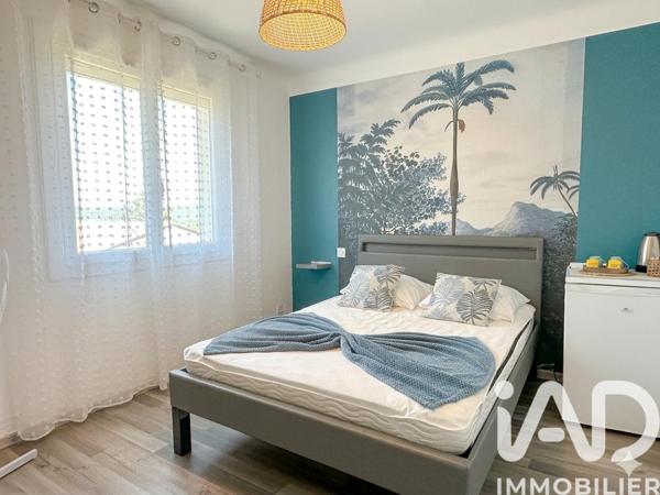 Maison à vendre 10 pièces 183 m² Châteauneuf-du-Rhône