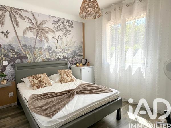 Maison à vendre 10 pièces 183 m² Châteauneuf-du-Rhône
