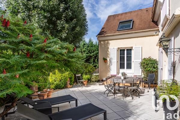 Maison à vendre 8 pièces 218 m² Saint-Prix