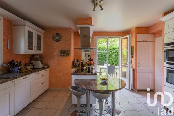 Maison à vendre 8 pièces 218 m² Saint-Prix
