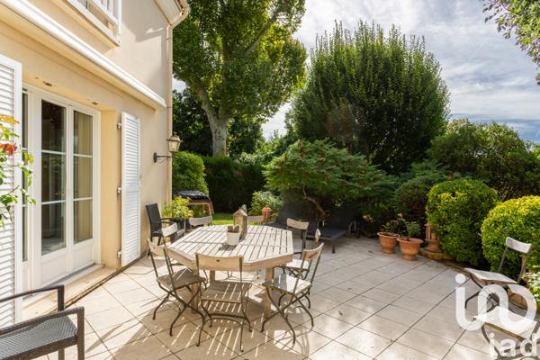 Maison à vendre 8 pièces 218 m² Saint-Prix