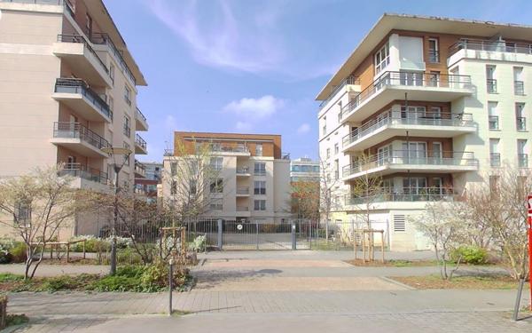 Appartement à vendre    4 pièces • 73,34 m2 Massy