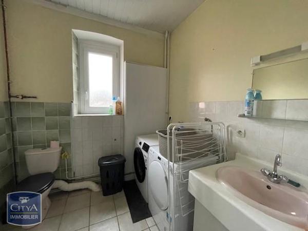 Location appartement 3 pièces de 84.18m²