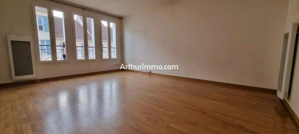Vente                                                      Appartement
                        
                     3 pièces                      69 m2                     à Limeil-Brévannes