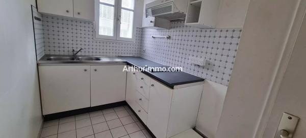 Vente                                                      Appartement
                        
                     3 pièces                      69 m2                     à Limeil-Brévannes