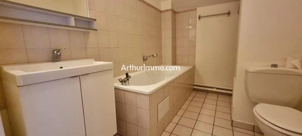 Vente                                                      Appartement
                        
                     3 pièces                      69 m2                     à Limeil-Brévannes