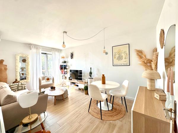 Appartement 2 pièces avec parking et cave Cros de Cagnes