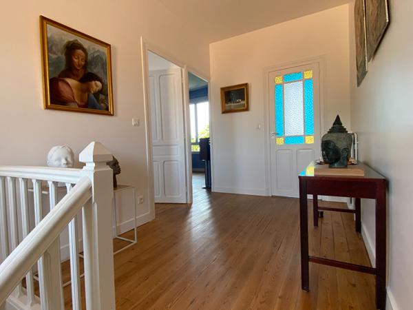 Maison Saujon 8 pièce(s) 230 m2 Saujon