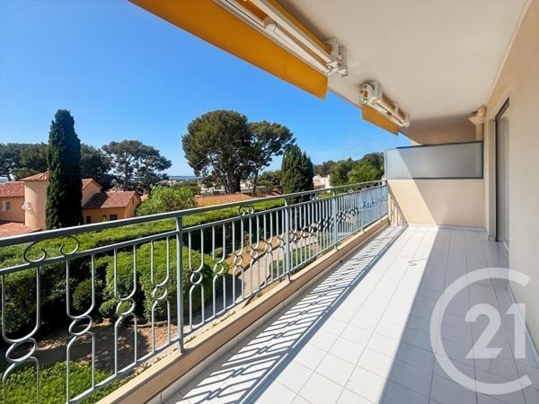 Appartement T3 à vendre  3 pièces - 68,27 m2 SANARY SUR MER - 83