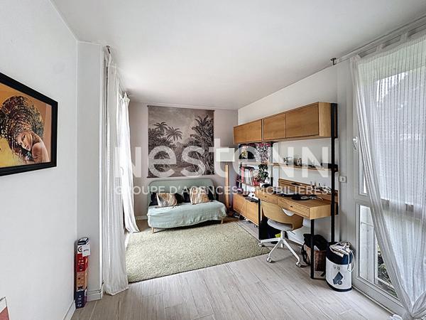 Maison Evry Courcouronnes 6 pièces, grand jardin, proche T12, écoles et collége, 4 chambres, grand salon, contrat Nestenn