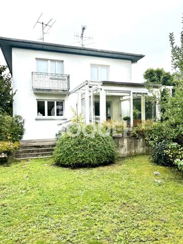 RARE ! Superbe maison 6 pièces quartier St Pierre Chanel à THIONVILLE