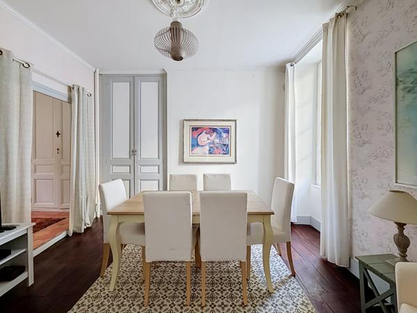 CHATEAUNEUF :Maison de caractère XIX? – 5 chambres – Terrasse et jardin