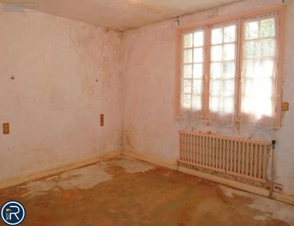 Maison à vendre à Louverné en Mayenne (53950), ref : 53004-1143