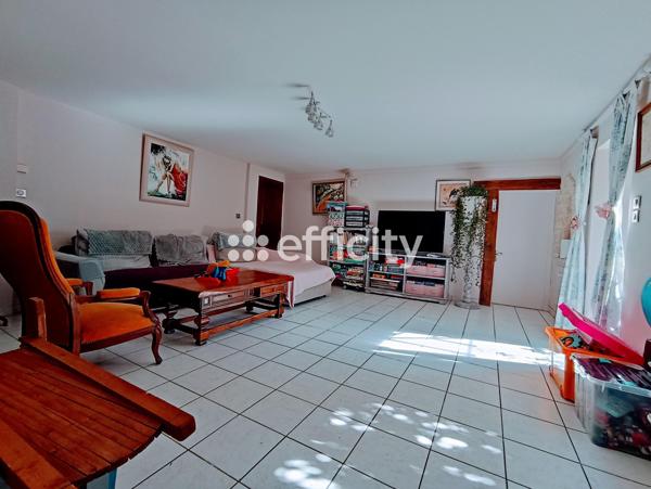 Maison 13 pièces - 300 m²