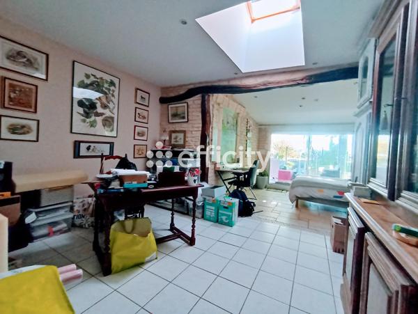 Maison 13 pièces - 300 m²