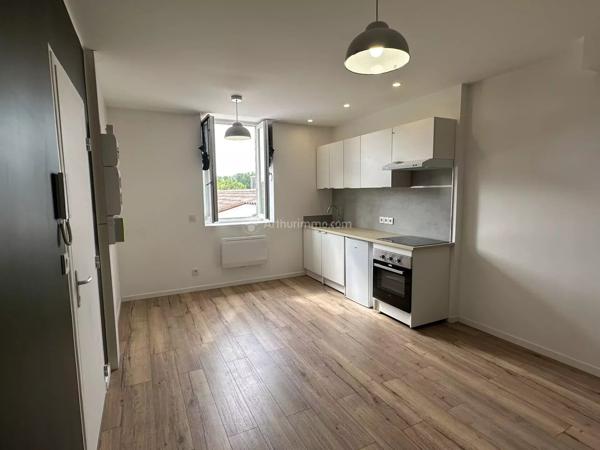 Location Appartement 2 pièces 32 m2 à Carmaux
