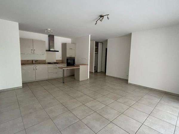 Appartement à louer à Génissieux (26750)