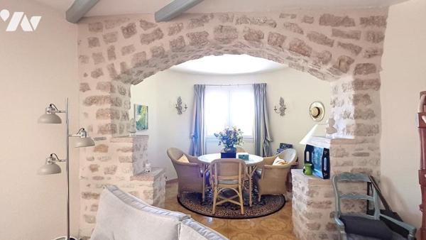 Villa avec jardin et piscine proche du centre d'Uzès