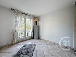 Appartement F4 à vendre  4 pièces - 102 m2 FREJUS - 83