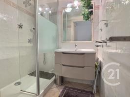 Appartement F4 à vendre  4 pièces - 102 m2 FREJUS - 83