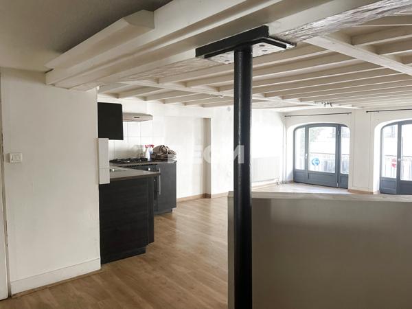 Saint-Étienne (42000) Appartement T3 plein centre à Saint-Etienne - investissement locatif.