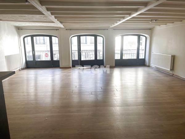 Saint-Étienne (42000) Appartement T3 plein centre à Saint-Etienne - investissement locatif.