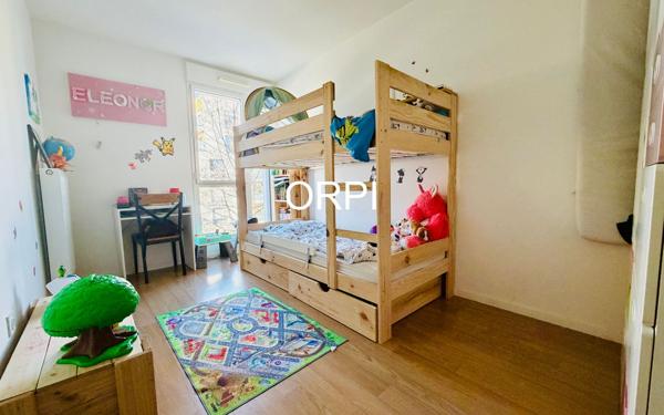 Appartement à vendre    3 pièces • 69,14 m2 Vitry-sur-Seine