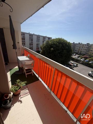Appartement à vendre 4 pièces 71 m² Marignane