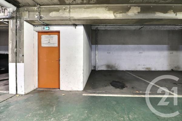 Parking à vendre  11 m2 TREMBLAY EN FRANCE - 93