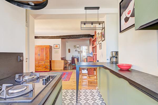 Appartement 3 pièces à vendre au centre-ville de Saint-Germain-en-Laye 470 000 € **  - Référence  18738