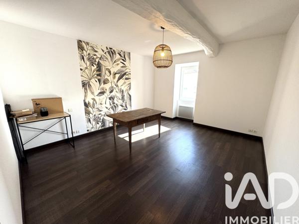 Location maison 4 pièces 114 m² Saint-Jean-de-Sauves