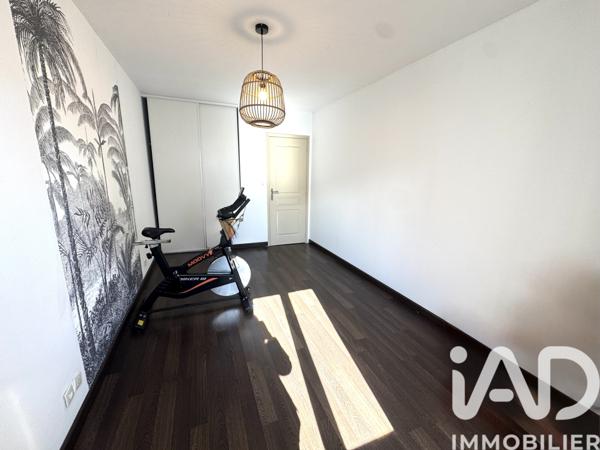 Location maison 4 pièces 114 m² Saint-Jean-de-Sauves