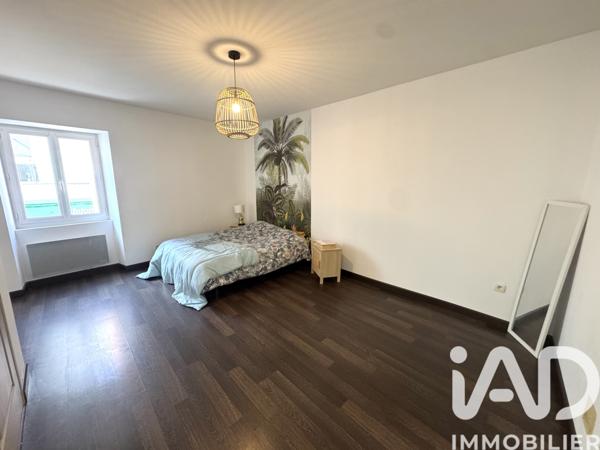 Location maison 4 pièces 114 m² Saint-Jean-de-Sauves