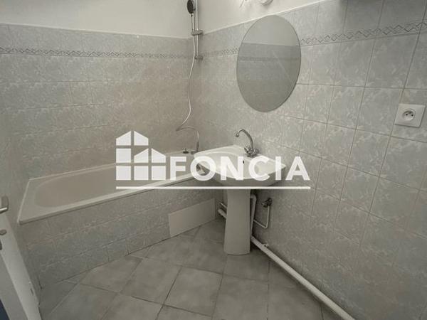 Location Appartement 3 pièces 64.93 m² - 26/28, RUE NICOLAS LAUGIER T O U L O N 83000