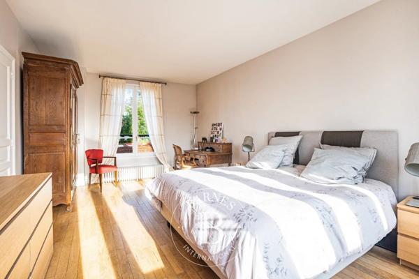 Le Vésinet, Maison 5 Chambres -  240 m² à vendre