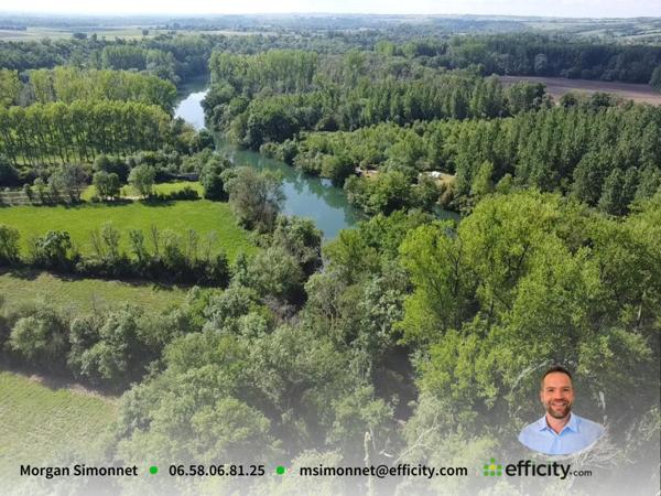 Terrain
        
        - 11043 m²