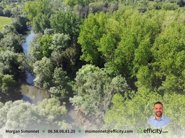 Terrain
        
        - 11043 m²