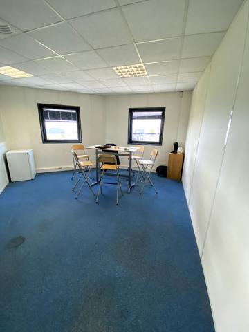 À VENDRE : BUREAUX - 200 M2- NANTES