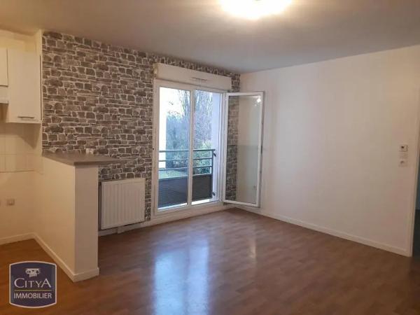 Appartement à louer 3 pièces 57.61m² Villepinte (93420)