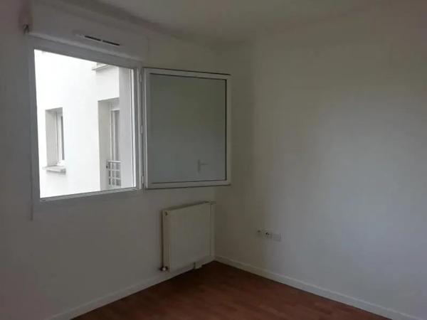 Appartement à louer 3 pièces 57.61m² Villepinte (93420)
