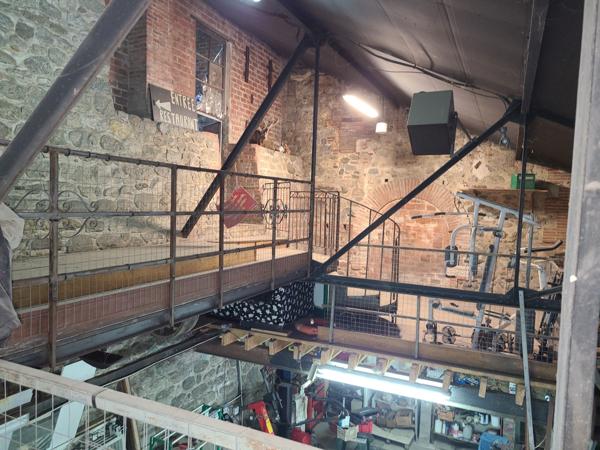 Ancienne bâtisse de 200 m2