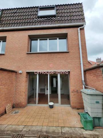Immeuble à vendre 9 pièces de 261 m²