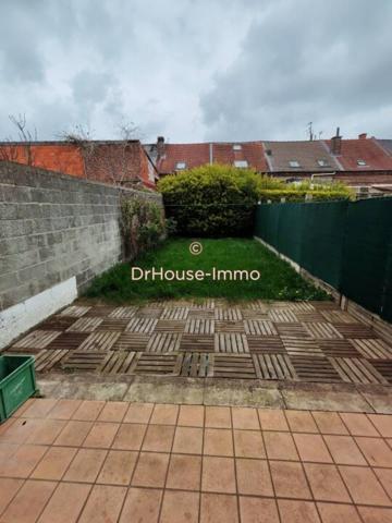 Immeuble à vendre 9 pièces de 261 m²