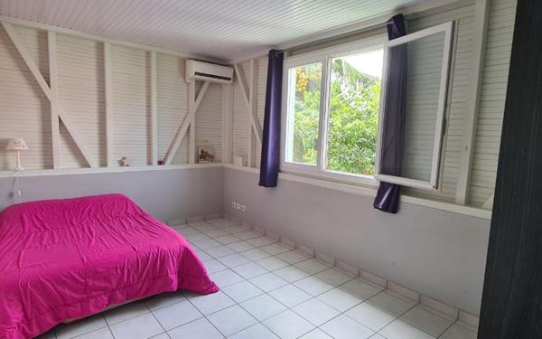 Maison à louer    4 pièces •  Goyave